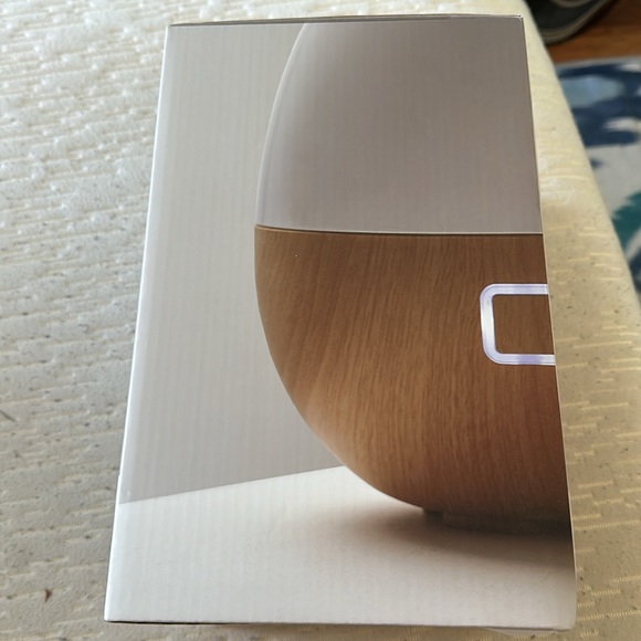 Aromatherapy Diffuser - Picture 3 of 3